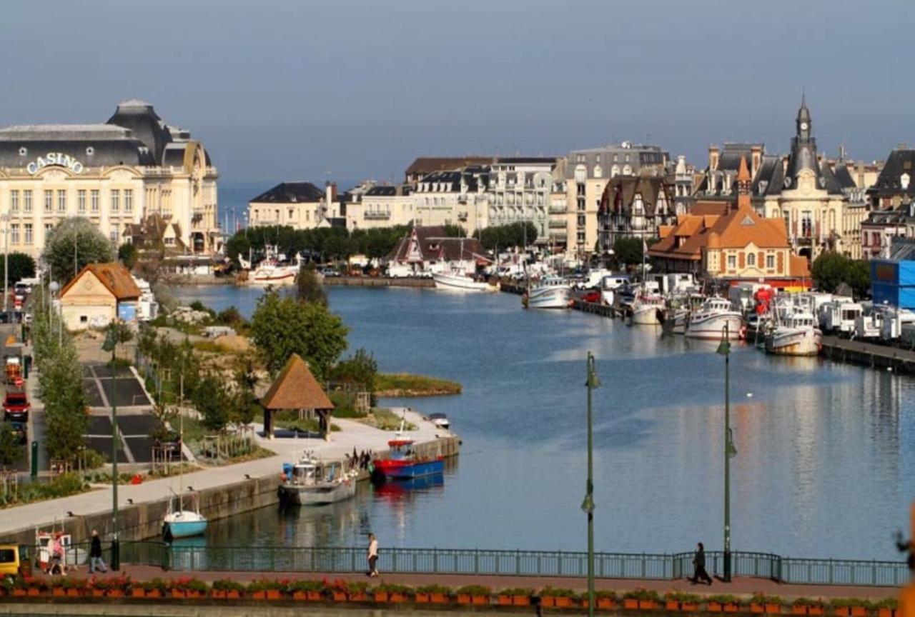 Villa Cote-Fleurie Trouville-sur-Mer Esterno foto